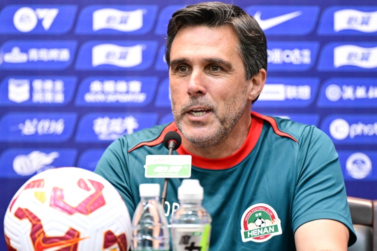 豫媒:河南队首次从海港主场带走胜利,积分归零的小目标指日可待